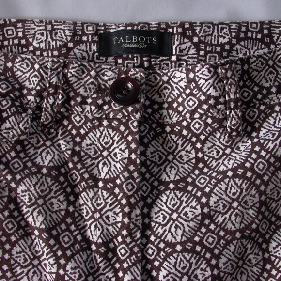 -SOLD- Talbots  Bermuda Shorts Stretch Patterned - Picture 2 of 7